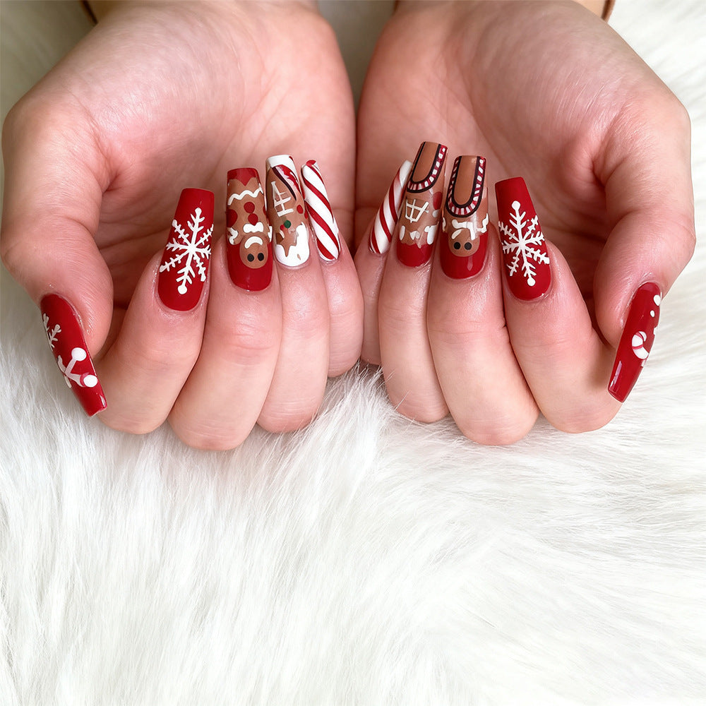 Festive artificial nails with Christmas design Bowlift