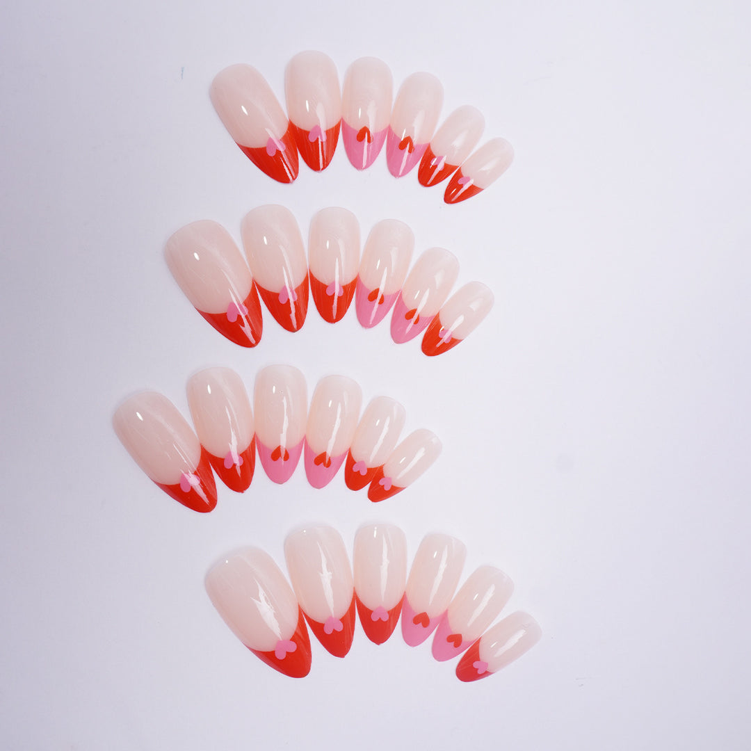 Heart-Patterned Press-On Nails Bowlift