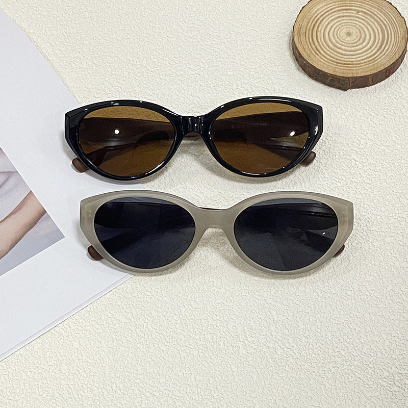 Fashionable Cat-Eye Sunglasses for Stylish Outfits Bowlift