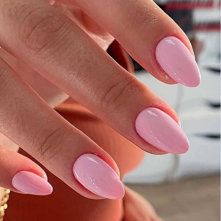 Elegant artificial nail tips with high-gloss finish Bowlift