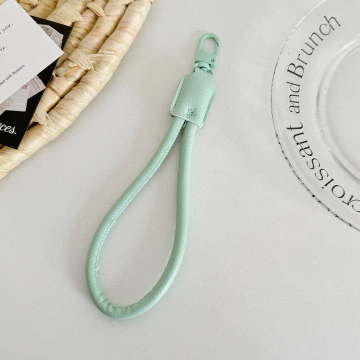 Stylish keychain Bowlift