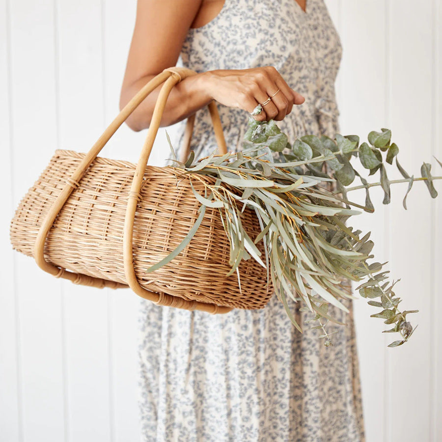 Handmade basket with ergonomic handle Bowlift