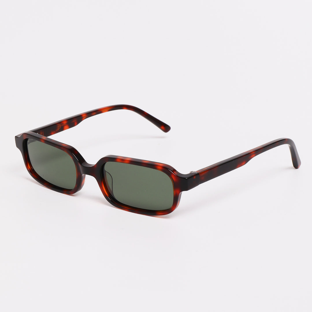 Women's sunglasses in a modern, angular design with advanced UV protection lenses Bowlift