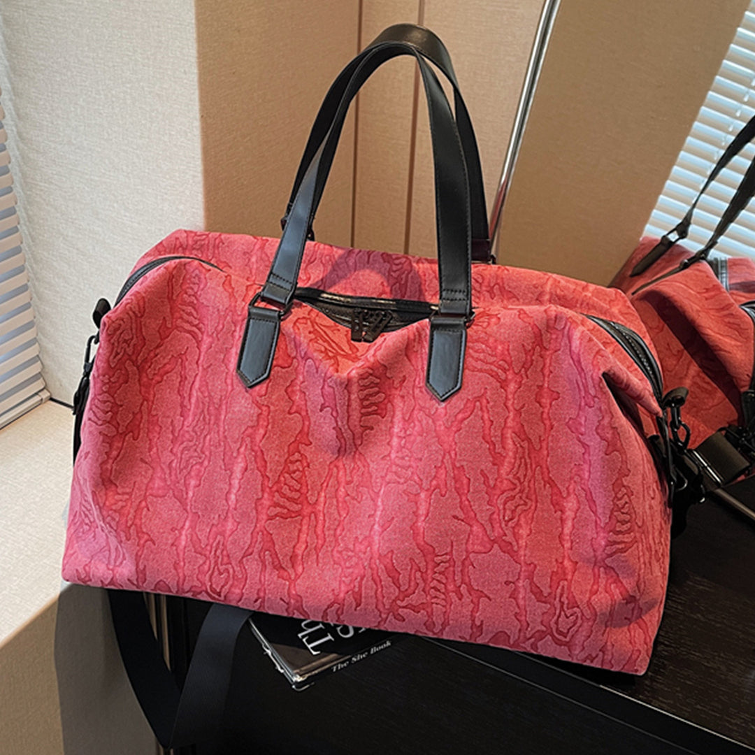 Sporty travel bag with innovative design Bowlift