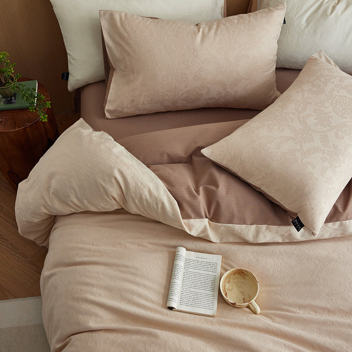 Premium Cotton Satin Duvet Cover Set with Subtle Jacquard Relief and Reversible Function