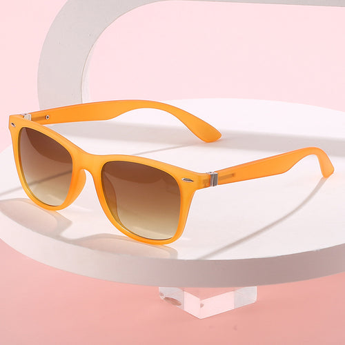 Women’s fashionable sunglasses with protective UV protection and trendy design Bowlift