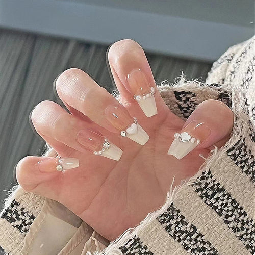 Artificial nail set with elegant flower and glitter decorations Bowlift