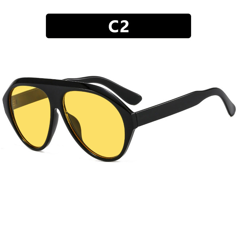 Women sporty sunglasses with innovative frame Bowlift