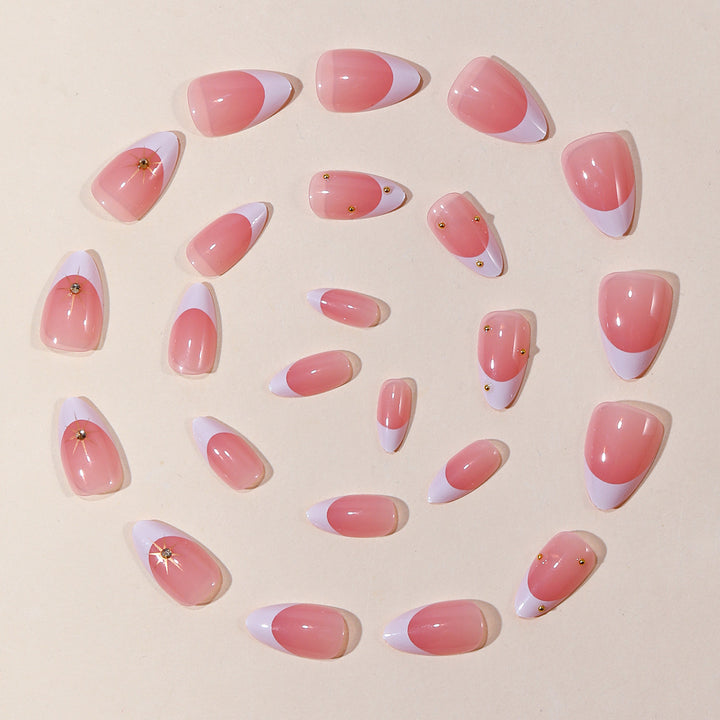 Elegant French Tip Nail Art with Gold Accents Bowlift