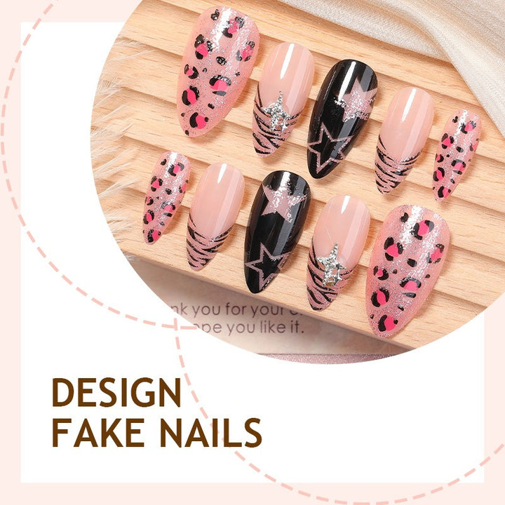 Creative nail art set with leopard and glitter accents Bowlift