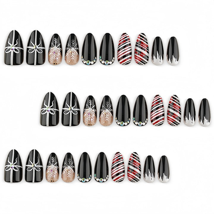 Artificial nails with festive Christmas designs Bowlift