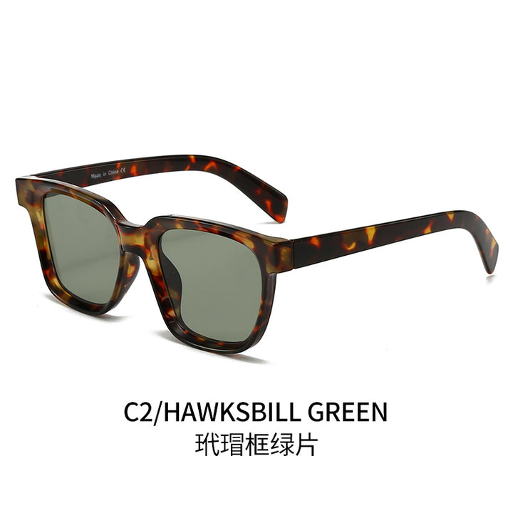 Women's elegant square sunglasses with UV protection and sturdy frame Bowlift