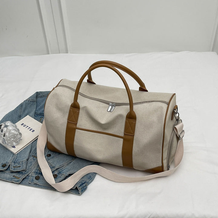 Stylish and Practical Travel Bag Made of Durable Material Bowlift