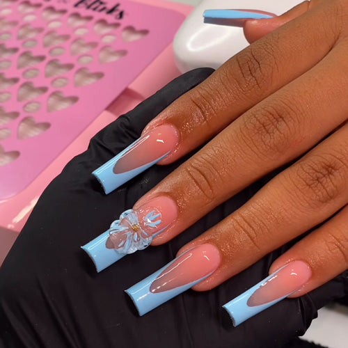 Artistic Press-On Nail Design Bowlift