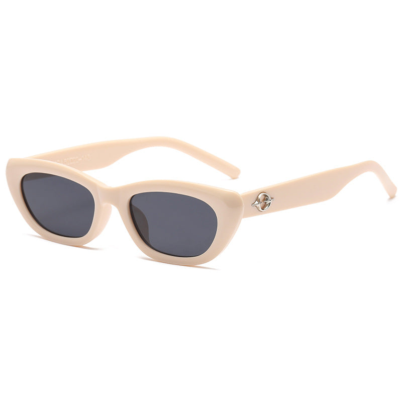 Women's Cat-Eye Sunglasses with Elegant Transparent Frame and UV Protection Bowlift