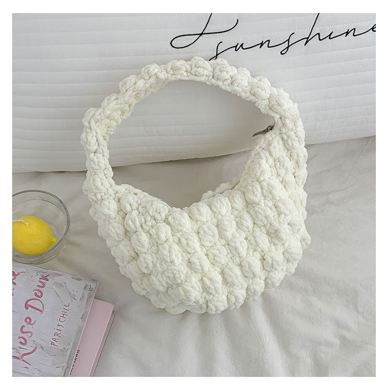 Handcrafted handbag with structured design Bowlift