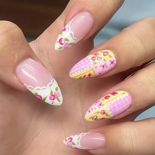 Elegant Floral Design Press-On Nails Set Bowlift