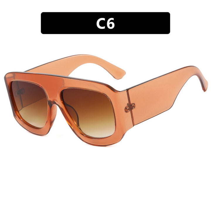 Women oversized sunglasses in modern design Bowlift