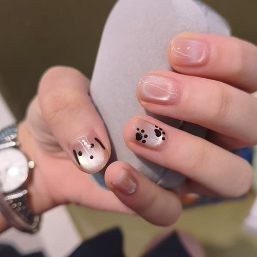 Artistic Animal Paw Design Press-On Nails Bowlift