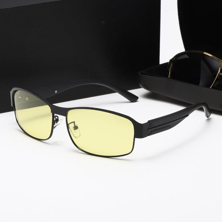 Ladies sporty sunglasses with robust metal frame and polarized lenses Bowlift