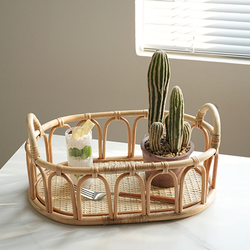 Women's oval rattan serving basket Bowlift