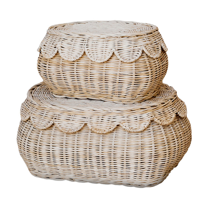 Wall basket in elegant shell design Bowlift