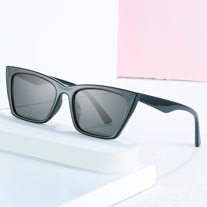 Women’s fashionable geometric sunglasses with protective UV protection Bowlift