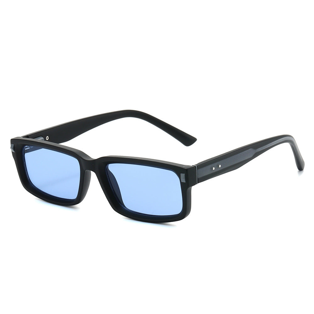 Ladies sunglasses in modern design Bowlift