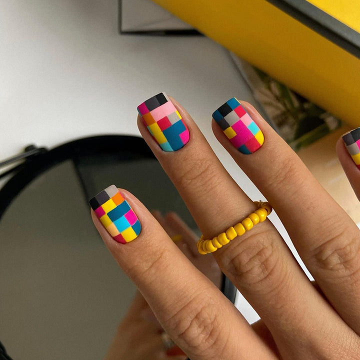 Nail Art Bowlift