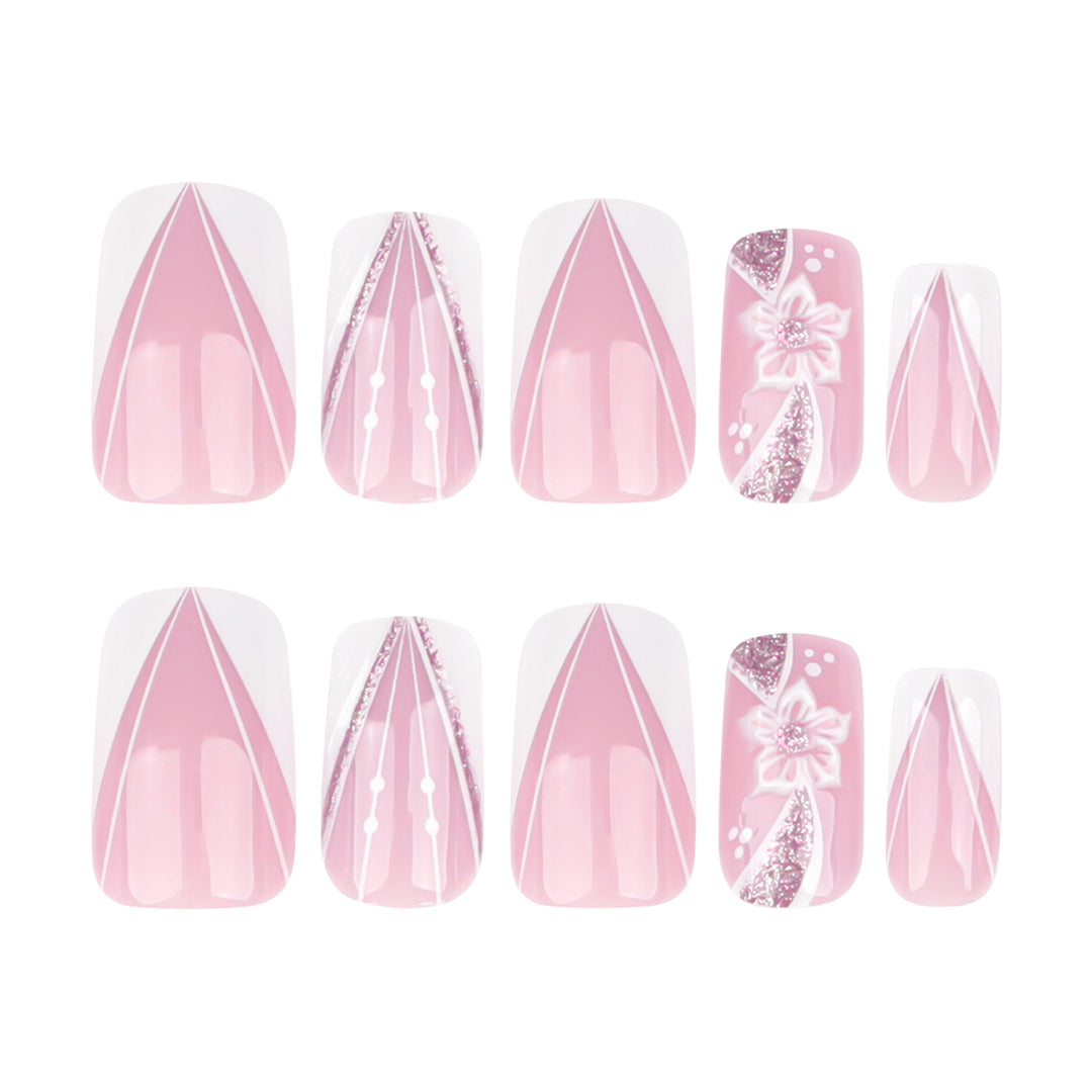 Artistic nail art with floral design Bowlift