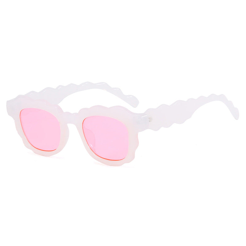 Women’s fashionable sunglasses with wavy frame Bowlift
