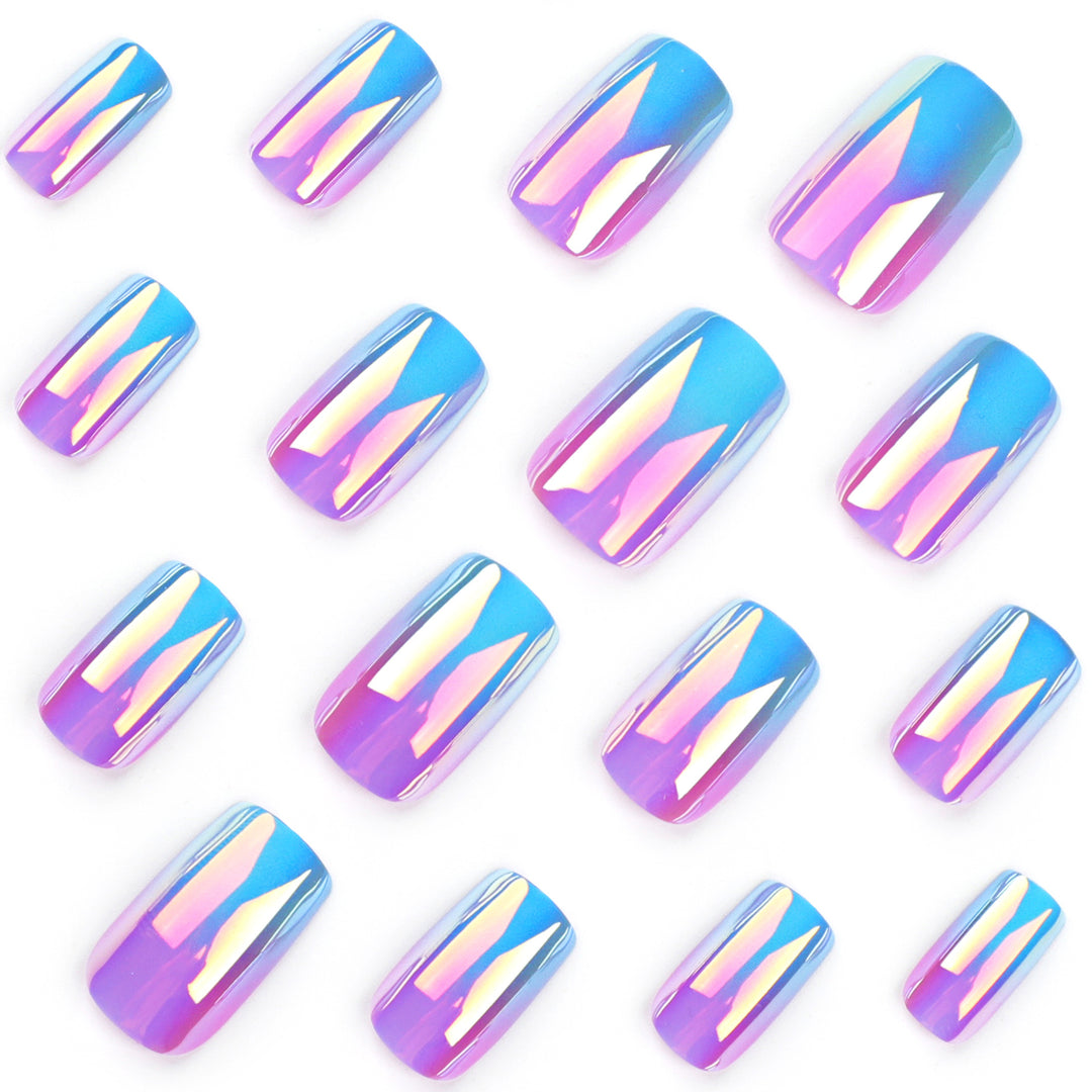Artificial nail art in holographic design Bowlift