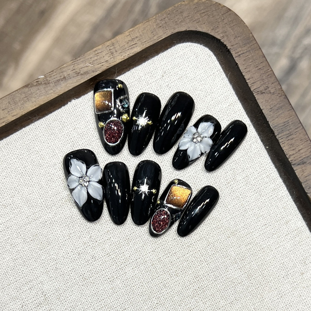Elegant Stiletto Press-On Nail Set with Decorative Accents Bowlift