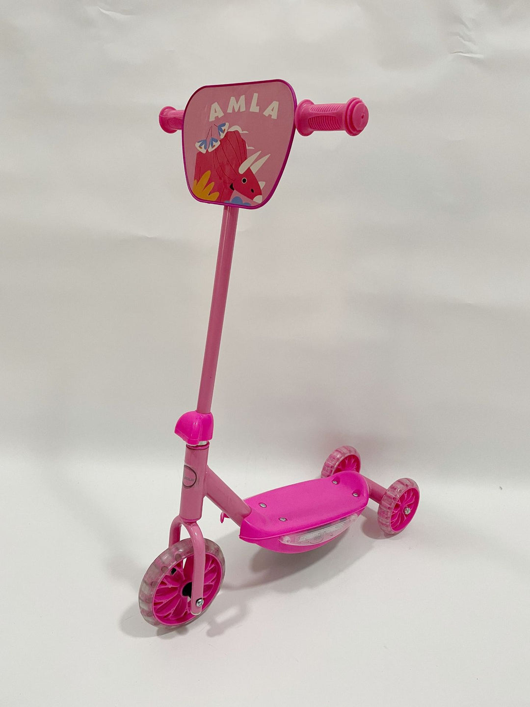Compact Multi-Feature Kick Scooter Bowlift