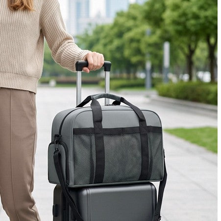 Versatile Travel Duffel Bag Bowlift