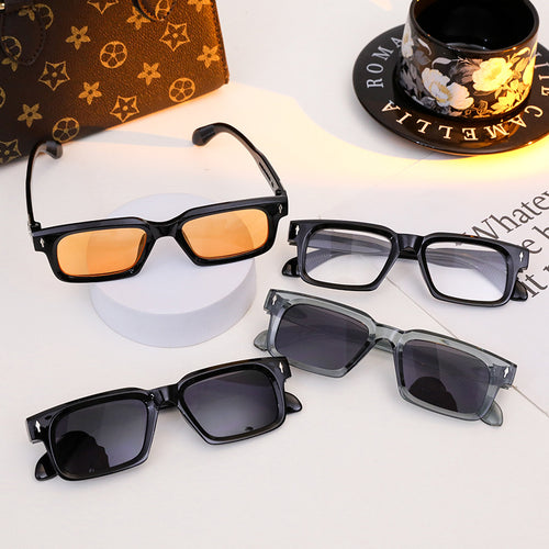 Ladies elegant rectangular sunglasses with special frame Bowlift