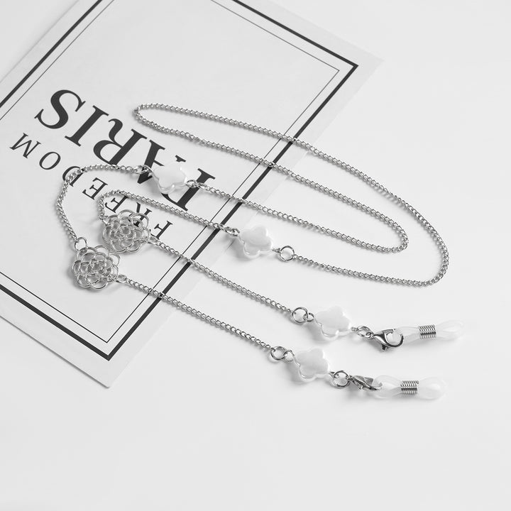 Elegant Floral Chain Necklace Bowlift