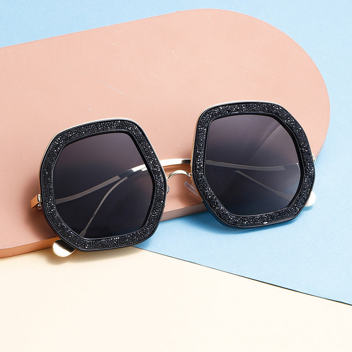 Women's geometric sunglasses with luxurious frame Bowlift