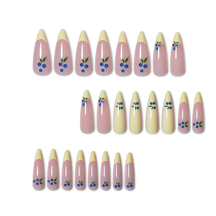 Artistic Floral Design Press-On Nails Bowlift