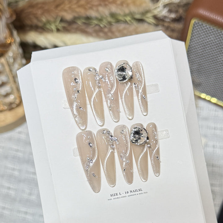 Artistic Stiletto Press-On Nail Set with Crystal Accents Bowlift