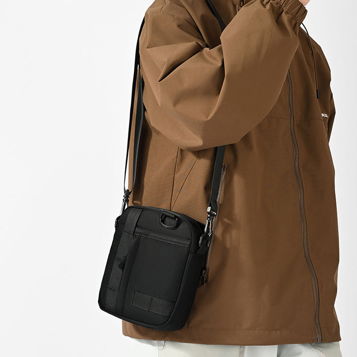 Utility Crossbody Bag Bowlift