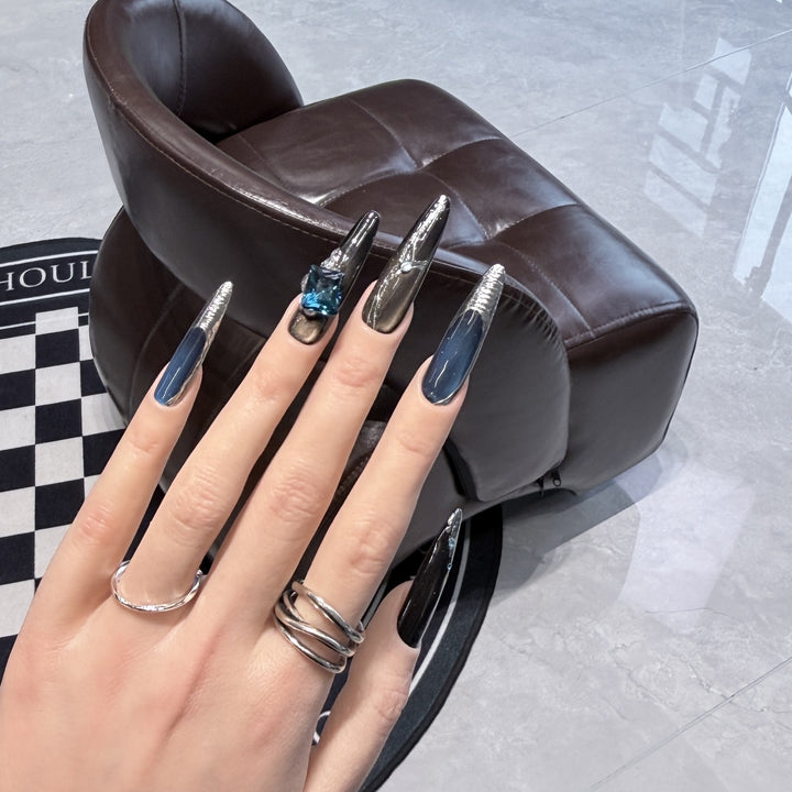 Stiletto Nail Art Set with Galactic Design Bowlift