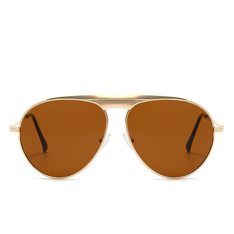 Fashionable Pilot Sunglasses Bowlift