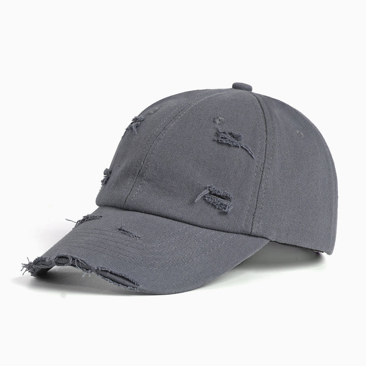 Women's fashionable baseball cap with destroyed look Bowlift