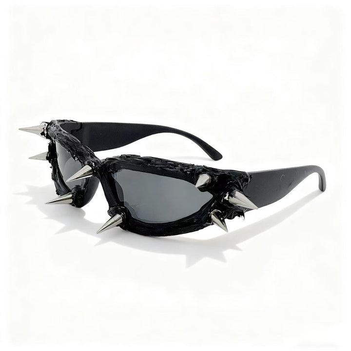 Women's extravagant fashion sunglasses with unique spikes design Bowlift
