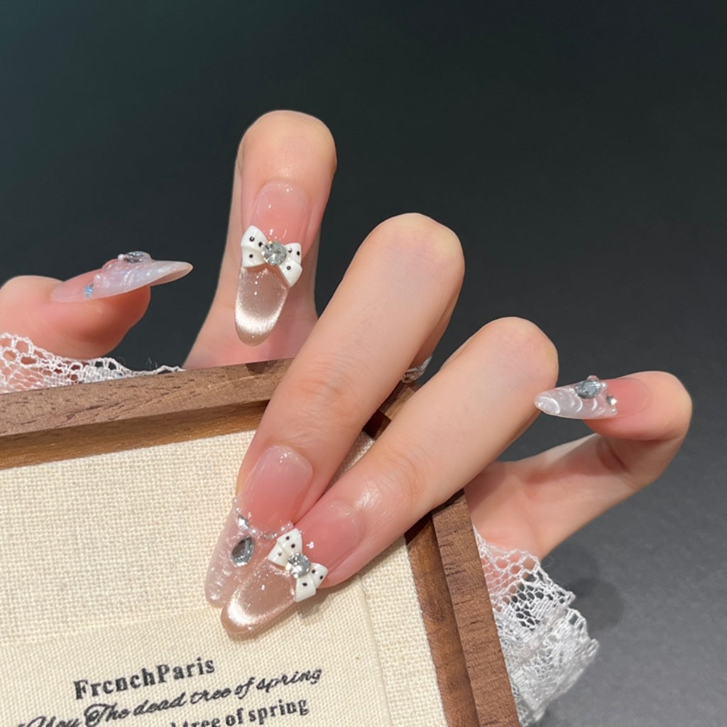 Elegant Nail Art Design Bowlift