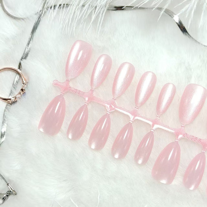 Artificial acrylic nails Bowlift