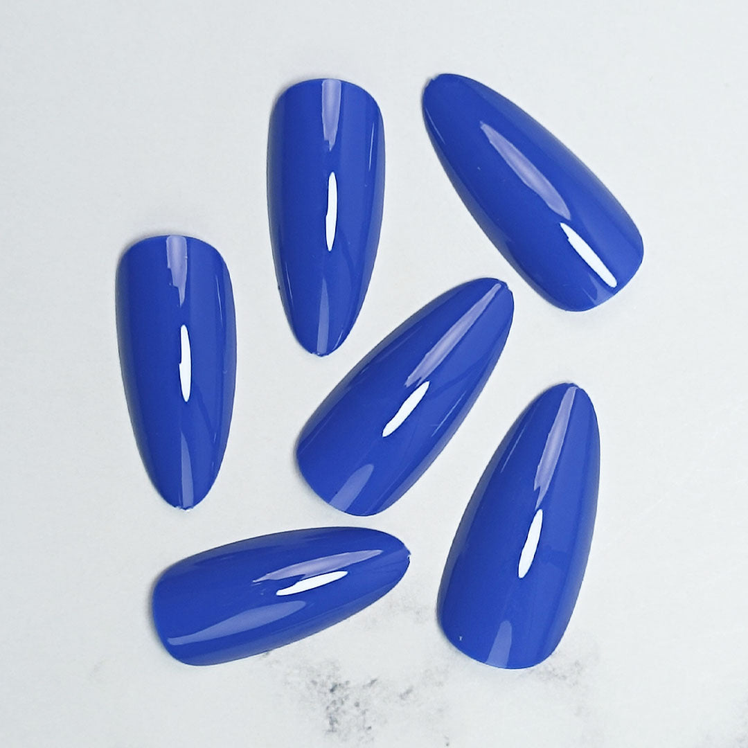 Sculpted Press-On Nail Tips Bowlift