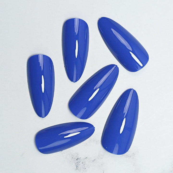 Sculpted Press-On Nail Tips Bowlift