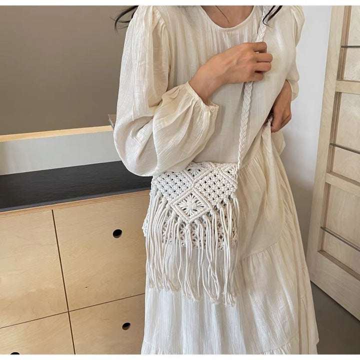 Macrame Shoulder Bag with Fringes Bowlift
